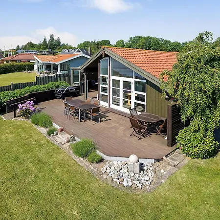 Σπίτι διακοπών Gorgeous In With Sauna