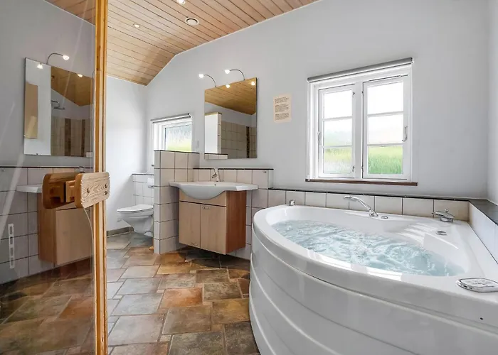 Hébergement de vacances Gorgeous In With Sauna *