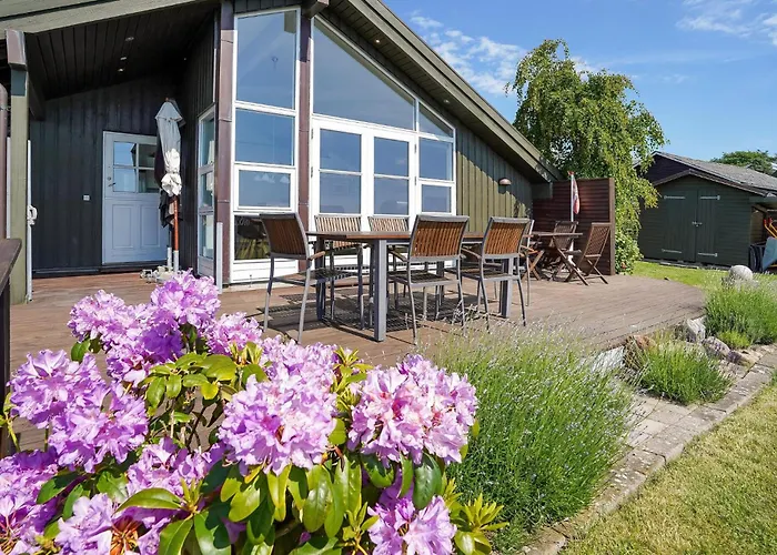 Casa de Férias Gorgeous In With Sauna Fåborg